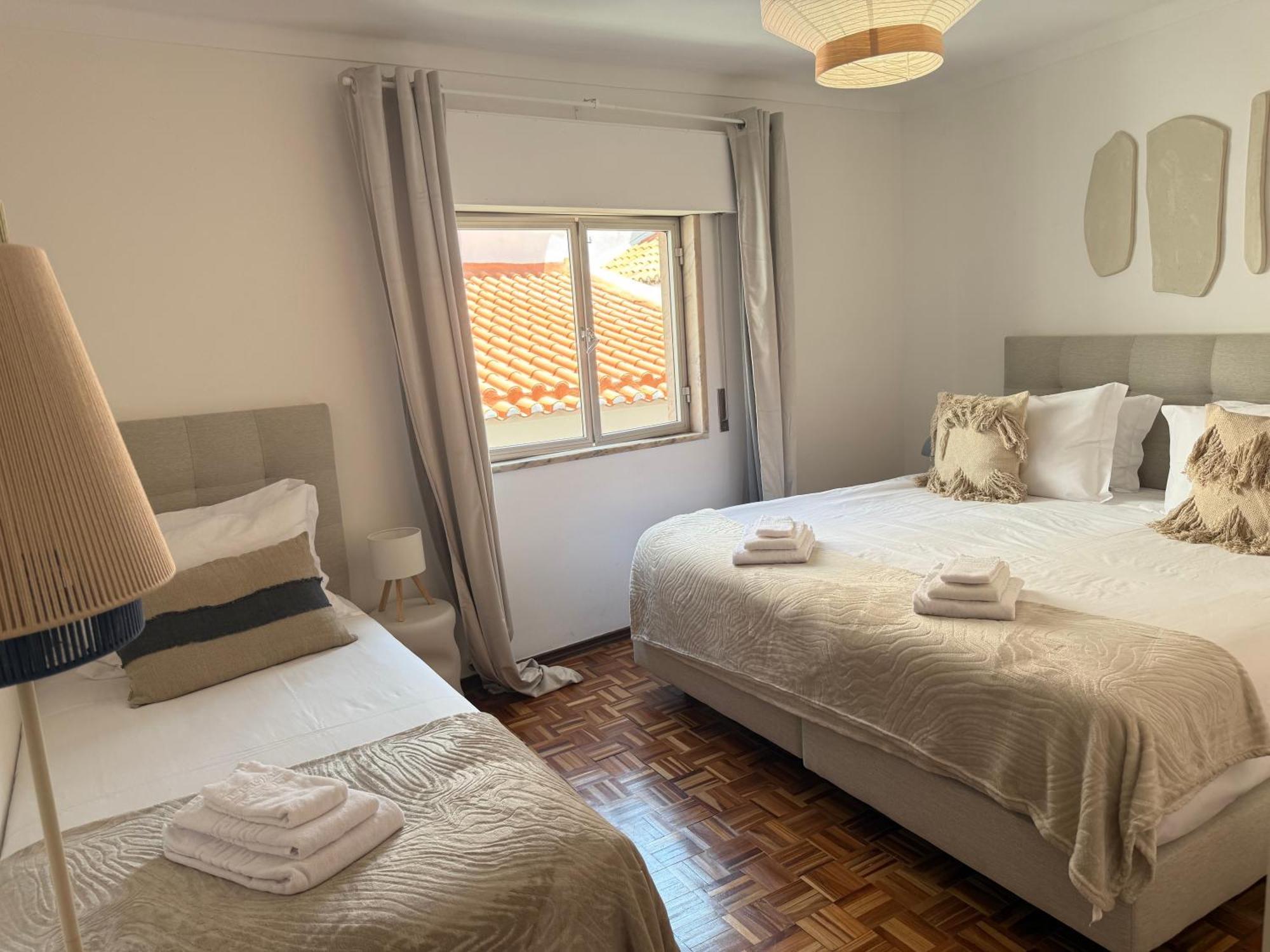 Alfama Duplex Near Fado Museum *